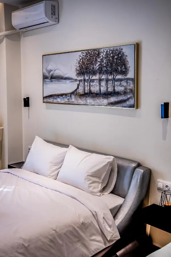 아파트 Diamond Suites 32 테살로니키